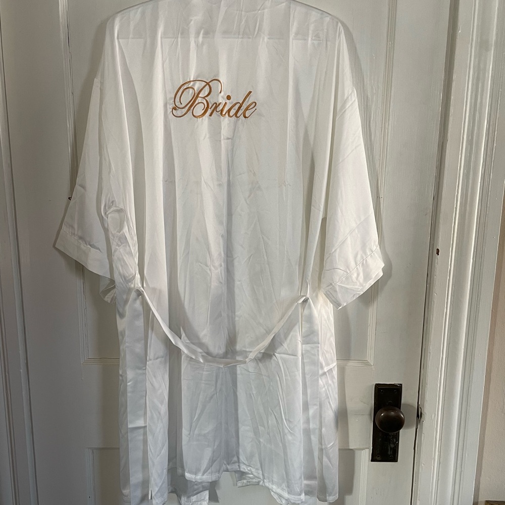 100% NWOT polyester white bride robe